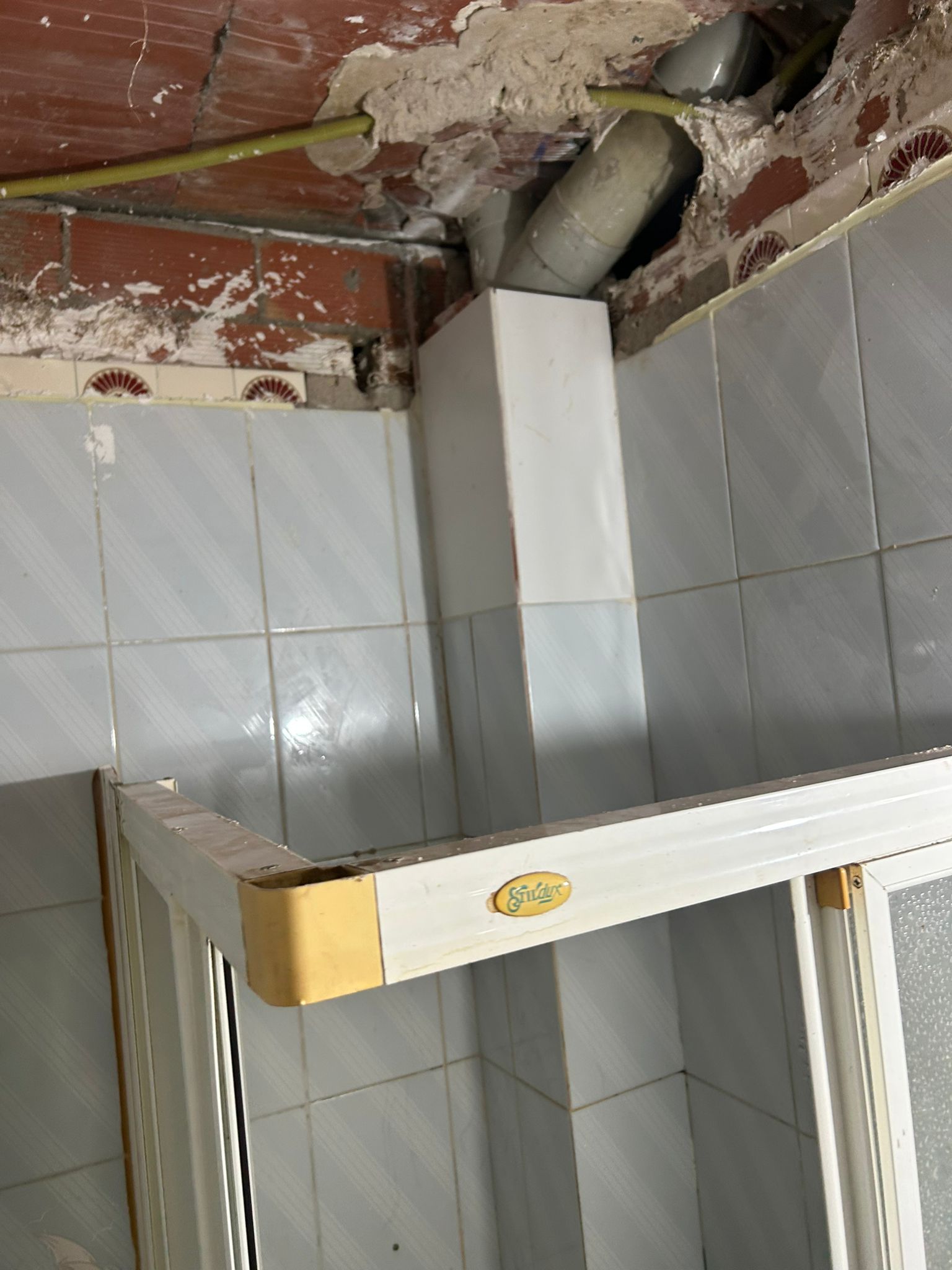 Trabajo de reforma en Elche - VN Construcciones 360