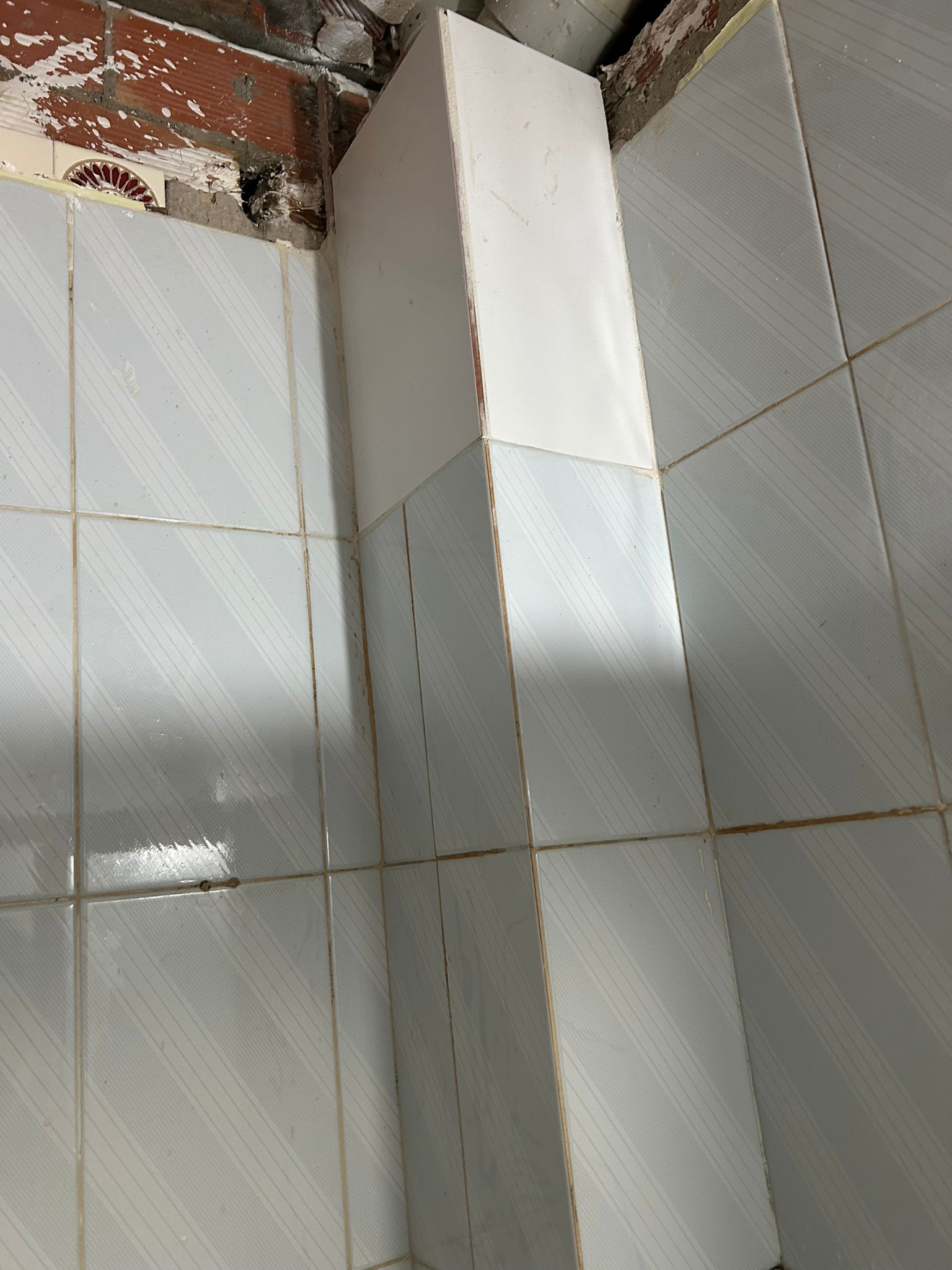 Trabajo de reforma en Elche - VN Construcciones 360
